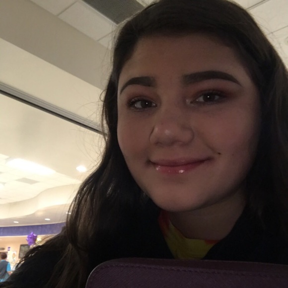 Meet your Posher, Ashley - Picture 1 of 1